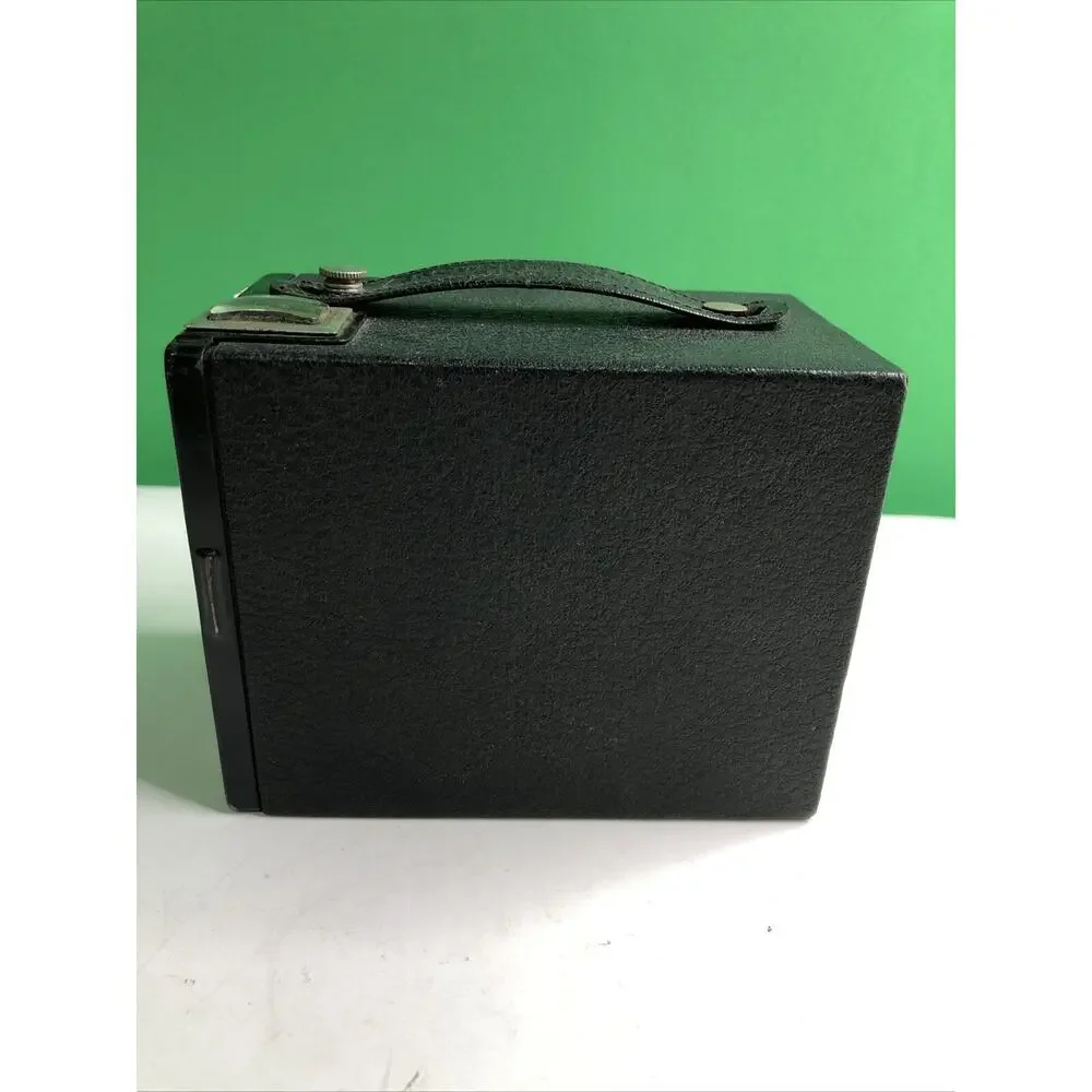 Eastman Kodak Company Brownie Target Six-20 Box Camera Working Shutter Art Deco
